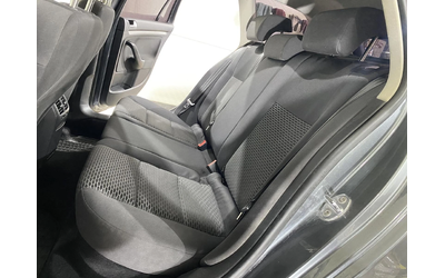 VW Golf 1.6 TDI  4x4 - автомобили, коли, обяви за нови и употребявани 10