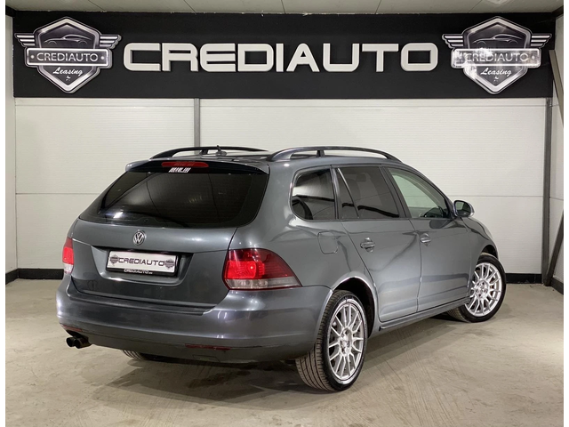 VW Golf 1.6 TDI  4x4 - автомобили, коли, обяви за нови и употребявани 5