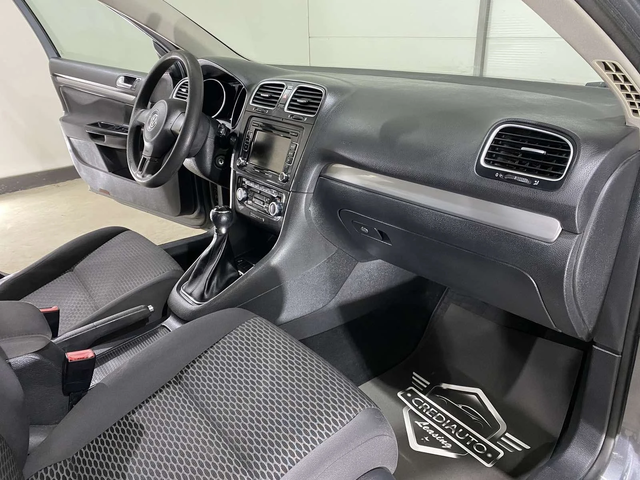 VW Golf 1.6 TDI  4x4 - автомобили, коли, обяви за нови и употребявани 8