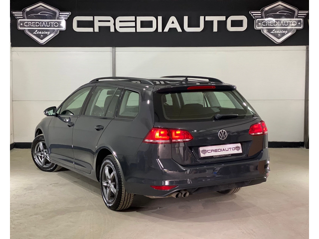 VW Golf 1.6 TDI * NAVI * 4Motion * - автомобили, коли, обяви за нови и употребявани 5