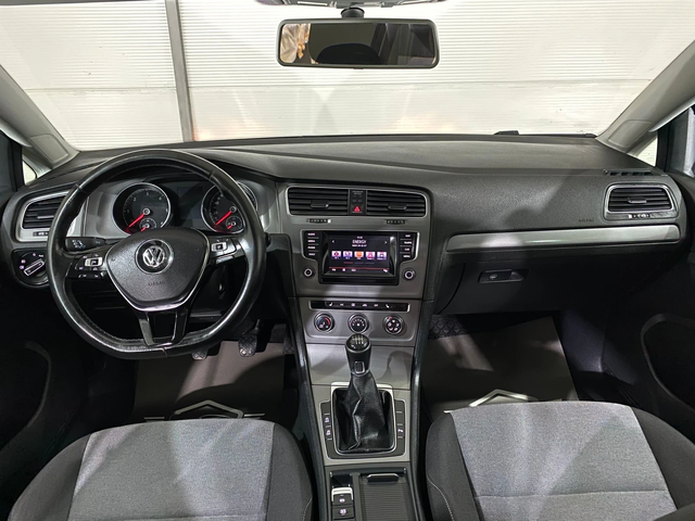 VW Golf 1.6 TDI * NAVI * 4Motion * - автомобили, коли, обяви за нови и употребявани 7