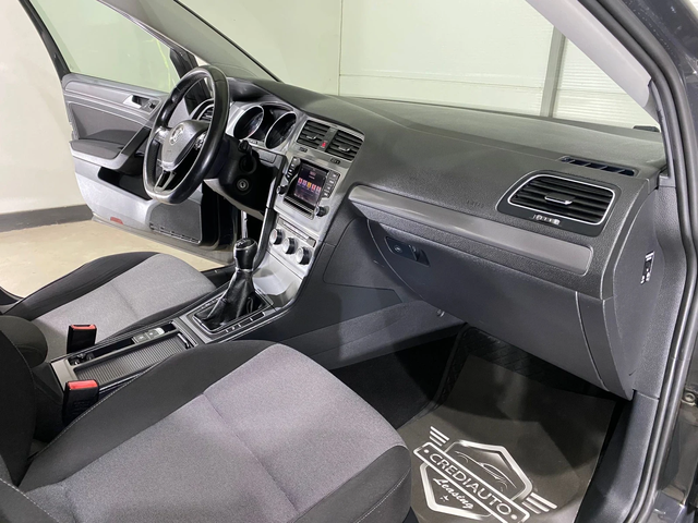 VW Golf 1.6 TDI * NAVI * 4Motion * - автомобили, коли, обяви за нови и употребявани 8