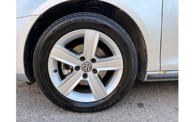 VW Golf 1.6TDI - автомобили, коли, обяви за нови и употребявани 16