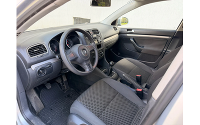 VW Golf 1.6TDI - автомобили, коли, обяви за нови и употребявани 8