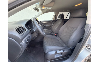 VW Golf 1.6TDI - автомобили, коли, обяви за нови и употребявани 9