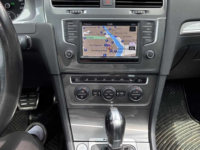 VW Golf * 4dr Wgn * PANO* KEYLESS* ПОДГРЕВ* - автомобили, коли, обяви за нови и употребявани 8