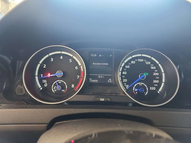 VW Golf R| ПОДГРЕВИ| 2 КЛЮЧА| БЕЗ УДАРИ| CARFAX - автомобили, коли, обяви за нови и употребявани 10