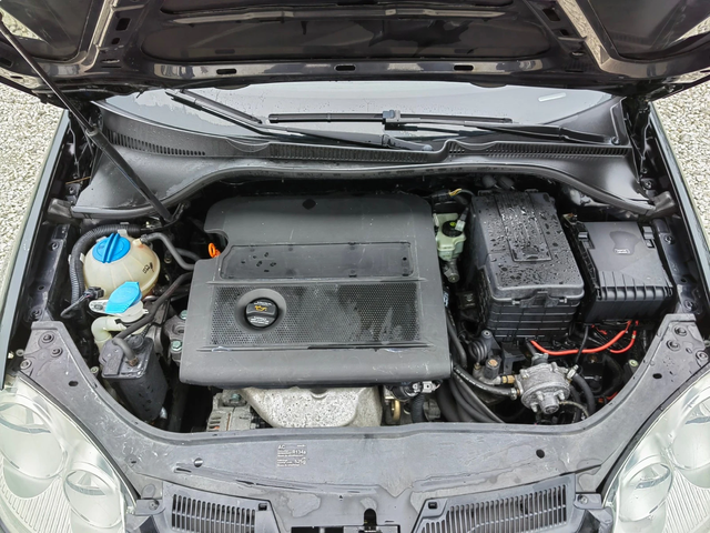 VW Golf 1.4i 16v* BRC* UNIKAT* - автомобили, коли, обяви за нови и употребявани 16