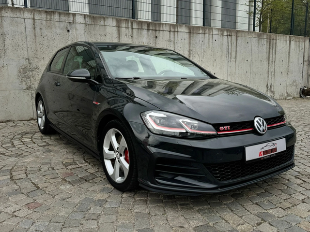 VW Golf GTI/PERFORMANCE/VIRTUAL/LED/NAVI/Multy/67 хил.км.! - автомобили, коли, обяви за нови и употребявани 0