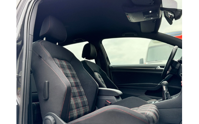 VW Golf GTI/PERFORMANCE/VIRTUAL/LED/NAVI/Multy/67 хил.км.! - автомобили, коли, обяви за нови и употребявани 9