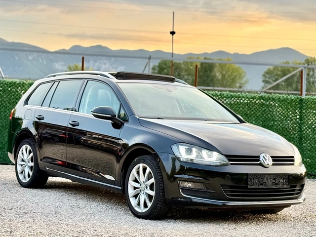 VW Golf 1.6TDi AVTOMAT* XENON* NAVI* FULL LED - автомобили, коли, обяви за нови и употребявани 0