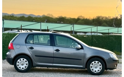 VW Golf 1.4i КЛИМАТИК - автомобили, коли, обяви за нови и употребявани 7