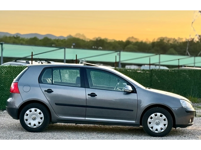 VW Golf 1.4i КЛИМАТИК - автомобили, коли, обяви за нови и употребявани 7