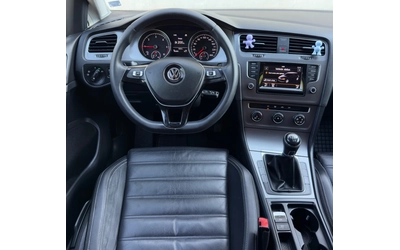 VW Golf 1.6TDi 90hp//HIGHLINE* LED - автомобили, коли, обяви за нови и употребявани 10