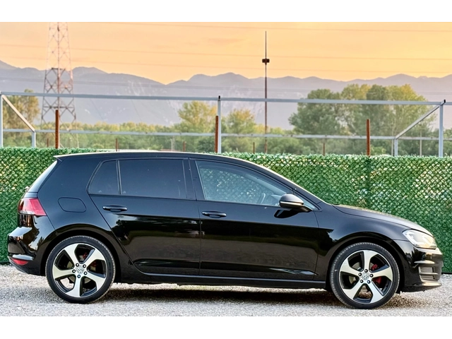 VW Golf 1.6TDi 90hp//HIGHLINE* LED - автомобили, коли, обяви за нови и употребявани 7