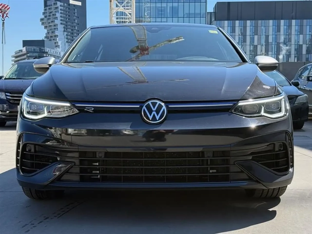 VW Golf Golf R - автомобили, коли, обяви за нови и употребявани 1