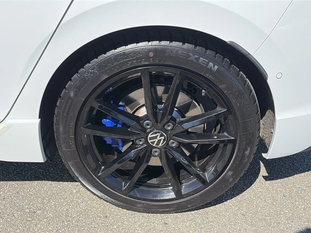 VW Golf R 20th EDITION* DSG* 4MOTION* H/K* DISTRO* CARPLAY - автомобили, коли, обяви за нови и употребявани 14