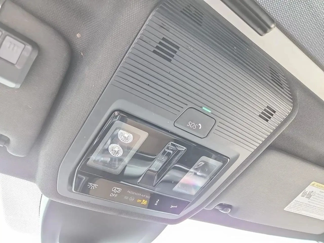 VW Golf GTI* DSG* HUD* DISTRONIC* LANE* ОБДУХ - автомобили, коли, обяви за нови и употребявани 11