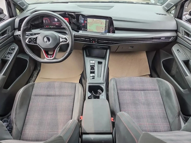 VW Golf GTI* DSG* HUD* DISTRONIC* LANE* ОБДУХ - автомобили, коли, обяви за нови и употребявани 2