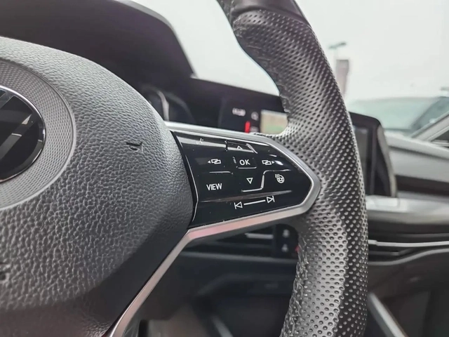 VW Golf GTI* DSG* HUD* DISTRONIC* LANE* ОБДУХ - автомобили, коли, обяви за нови и употребявани 7