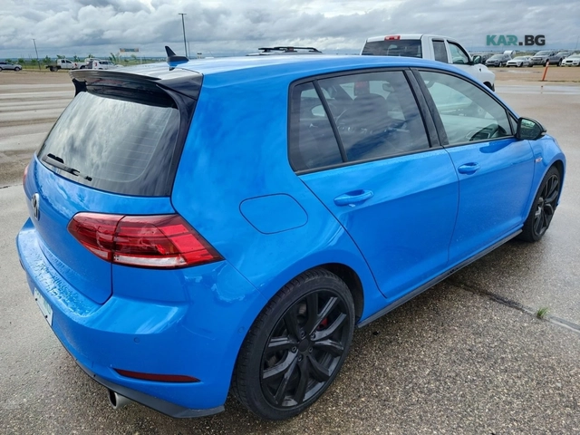 VW Golf GTI/Lane assist/Navi/Lane departure/ - автомобили, коли, обяви за нови и употребявани 2