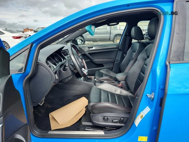 VW Golf GTI/Lane assist/Navi/Lane departure/ - автомобили, коли, обяви за нови и употребявани 4