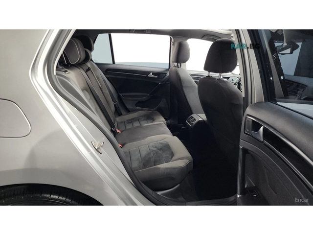VW Golf * ПАНО* KEYLESS* Camera* ПОДГРЕВ* - автомобили, коли, обяви за нови и употребявани 11