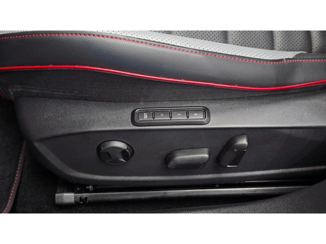 VW Golf Обдухване | Дигитално табло | Keyless - автомобили, коли, обяви за нови и употребявани 16