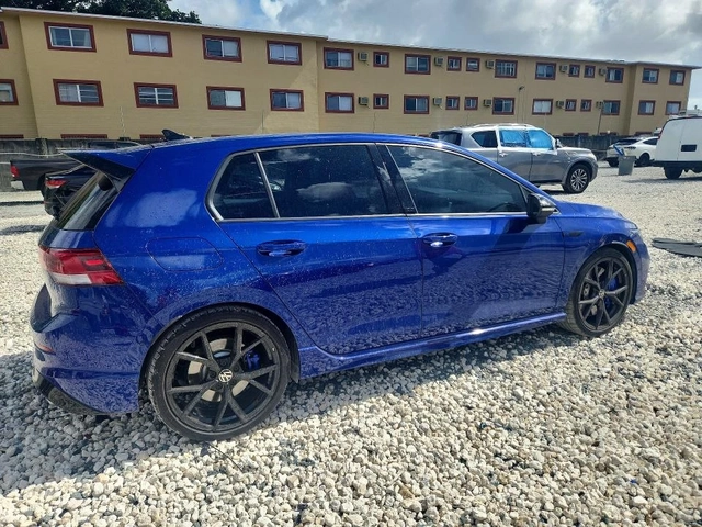 VW Golf 4Motion | DSG | Performance - автомобили, коли, обяви за нови и употребявани 2