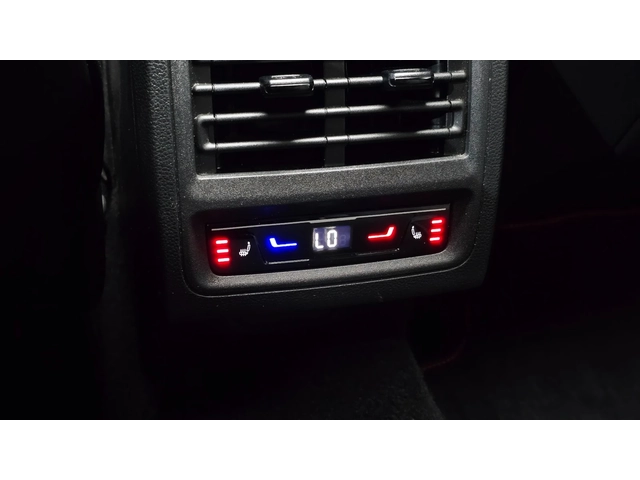 VW Golf Обдухване | Дигитално табло | Keyless - автомобили, коли, обяви за нови и употребявани 12