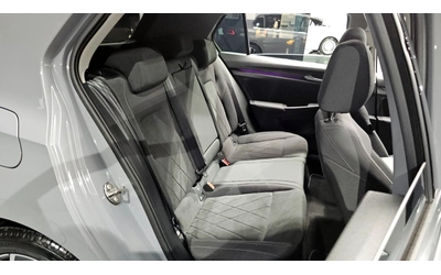 VW Golf 8 2.0TDI DSG | HUD | ACC | Шибедах - автомобили, коли, обяви за нови и употребявани 9