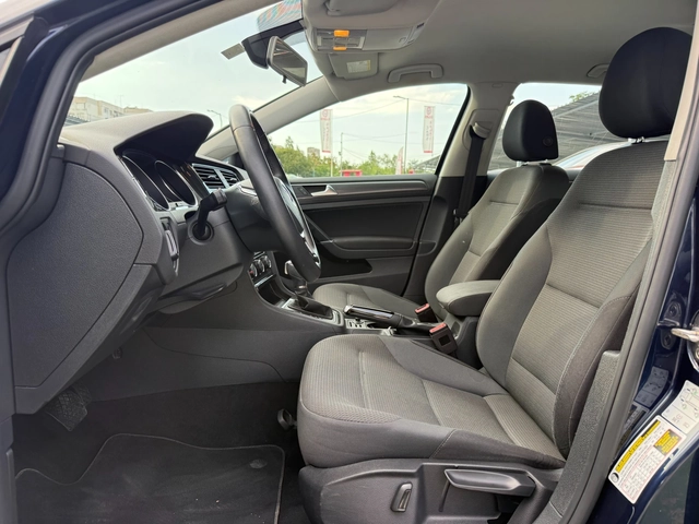 VW Golf 1.8 TSI - автомобили, коли, обяви за нови и употребявани 6