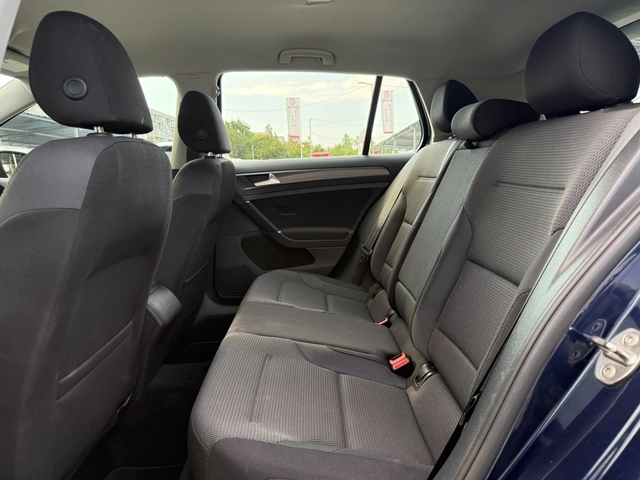 VW Golf 1.8 TSI - автомобили, коли, обяви за нови и употребявани 8