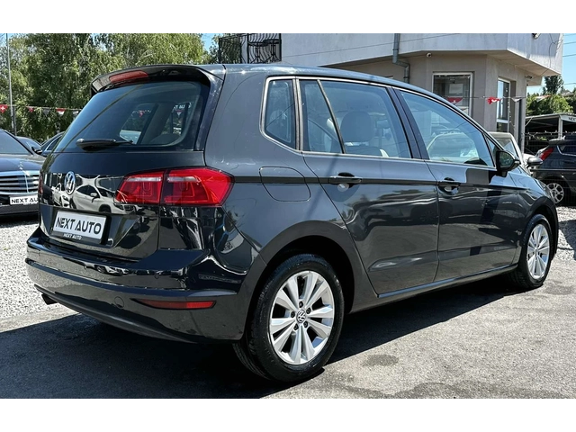 VW Golf SPORTSVAN 1.6TDI 110HP DSG LED EU6B - автомобили, коли, обяви за нови и употребявани 4