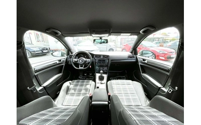 VW Golf - автомобили, коли, обяви за нови и употребявани 8