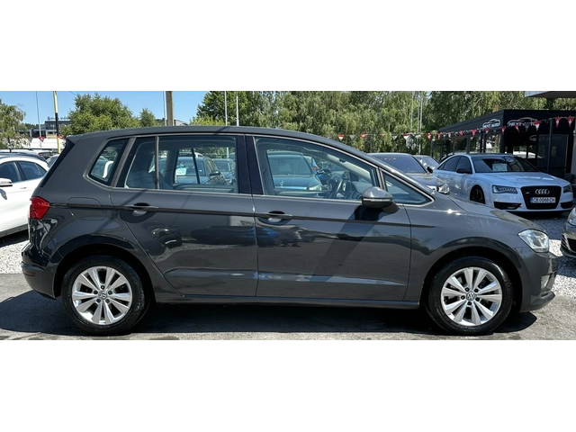 VW Golf SPORTSVAN 1.6TDI 110HP DSG LED EU6B - автомобили, коли, обяви за нови и употребявани 3
