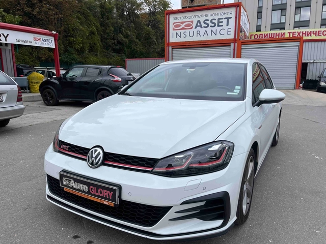 VW Golf 2.0 BENZ - автомобили, коли, обяви за нови и употребявани 0