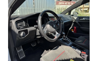 VW Golf 2.0 BENZ - автомобили, коли, обяви за нови и употребявани 10