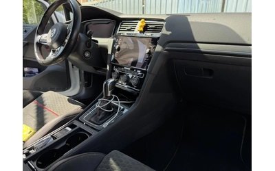 VW Golf 2.0 BENZ - автомобили, коли, обяви за нови и употребявани 12