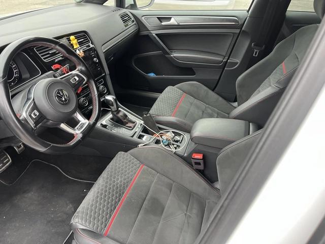 VW Golf 2.0 BENZ - автомобили, коли, обяви за нови и употребявани 13