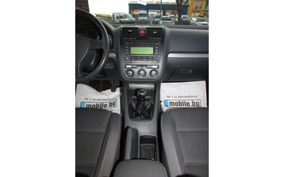 VW Golf 1.6 FSI EURO4 - автомобили, коли, обяви за нови и употребявани 11