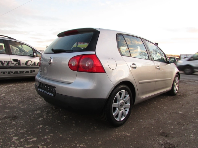 VW Golf 1.6 FSI EURO4 - автомобили, коли, обяви за нови и употребявани 5