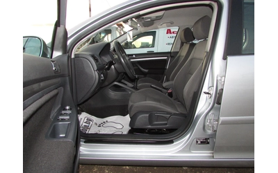 VW Golf 1.6 FSI EURO4 - автомобили, коли, обяви за нови и употребявани 7