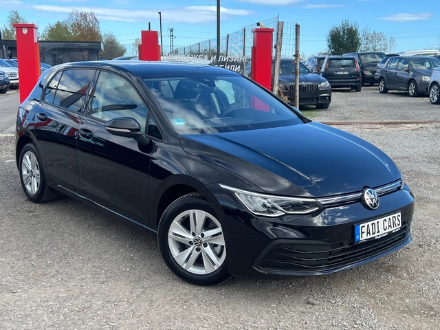 VW Golf 1.5/ ТОП/Собствен лизинг! 100% Одобрение - автомобили, коли, обяви за нови и употребявани 1