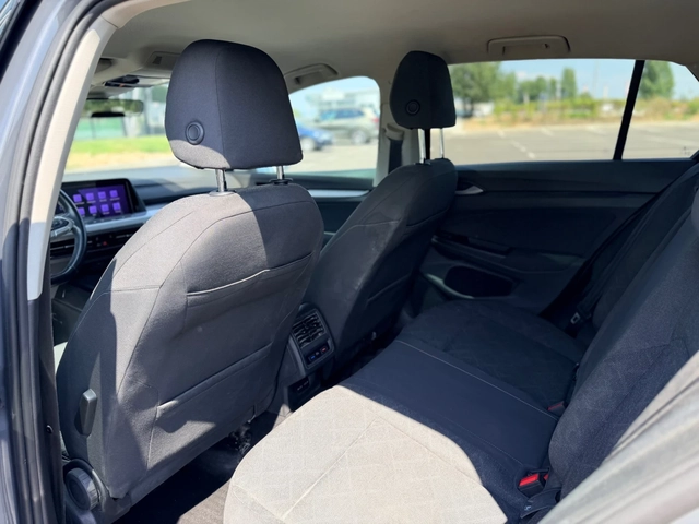 VW Golf 1.5TSI-Лизинг през Уникредит - автомобили, коли, обяви за нови и употребявани 12
