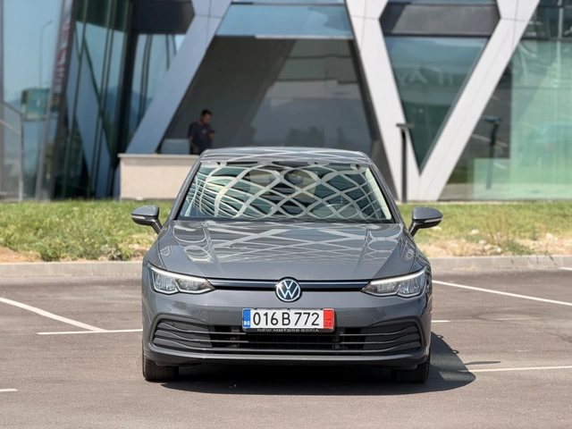 VW Golf 1.5TSI-Лизинг през Уникредит - автомобили, коли, обяви за нови и употребявани 1
