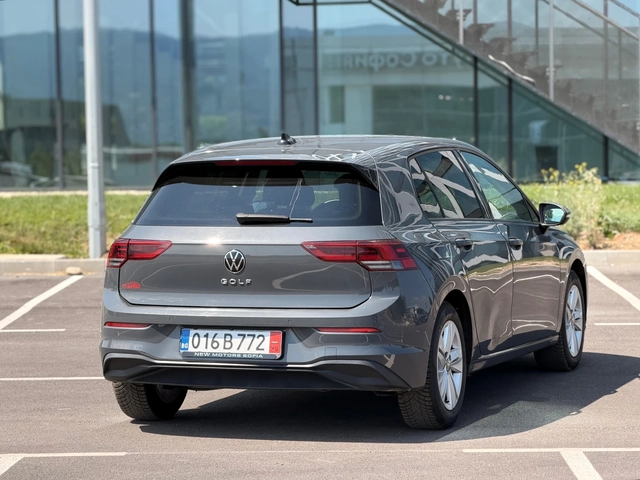 VW Golf 1.5TSI-Лизинг през Уникредит - автомобили, коли, обяви за нови и употребявани 5