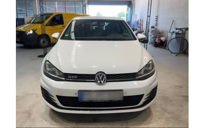 vw-golf - 2