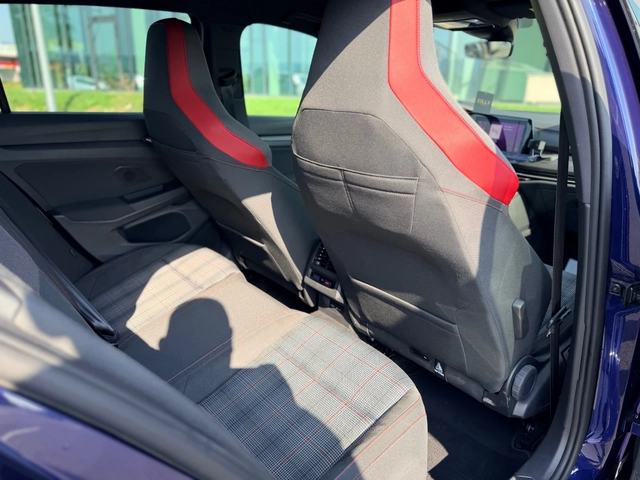 VW Golf 2.0GTI-Performance Лизинг през Уникредит - автомобили, коли, обяви за нови и употребявани 14