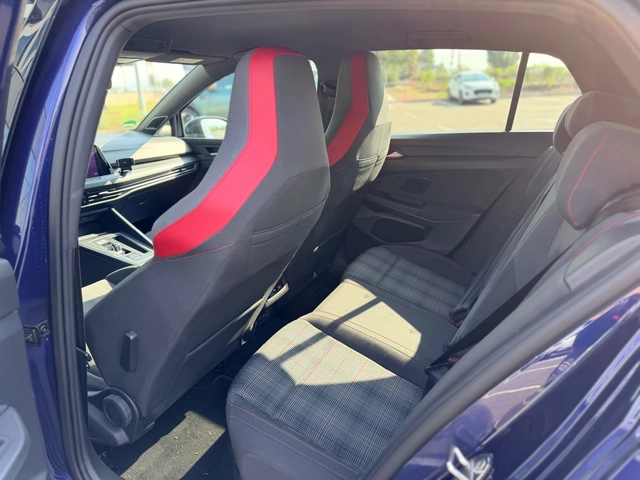 VW Golf 2.0GTI-Performance Лизинг през Уникредит - автомобили, коли, обяви за нови и употребявани 15